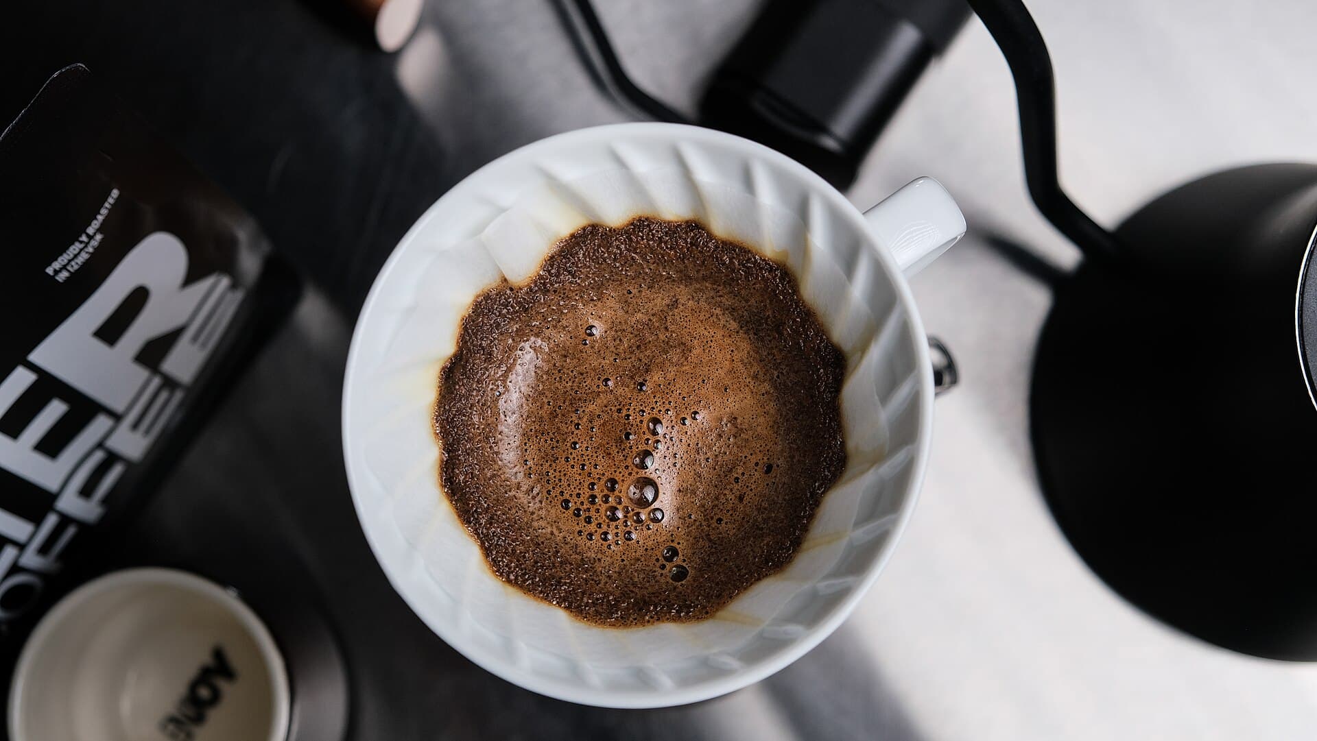 Pour over: blooming the grounds